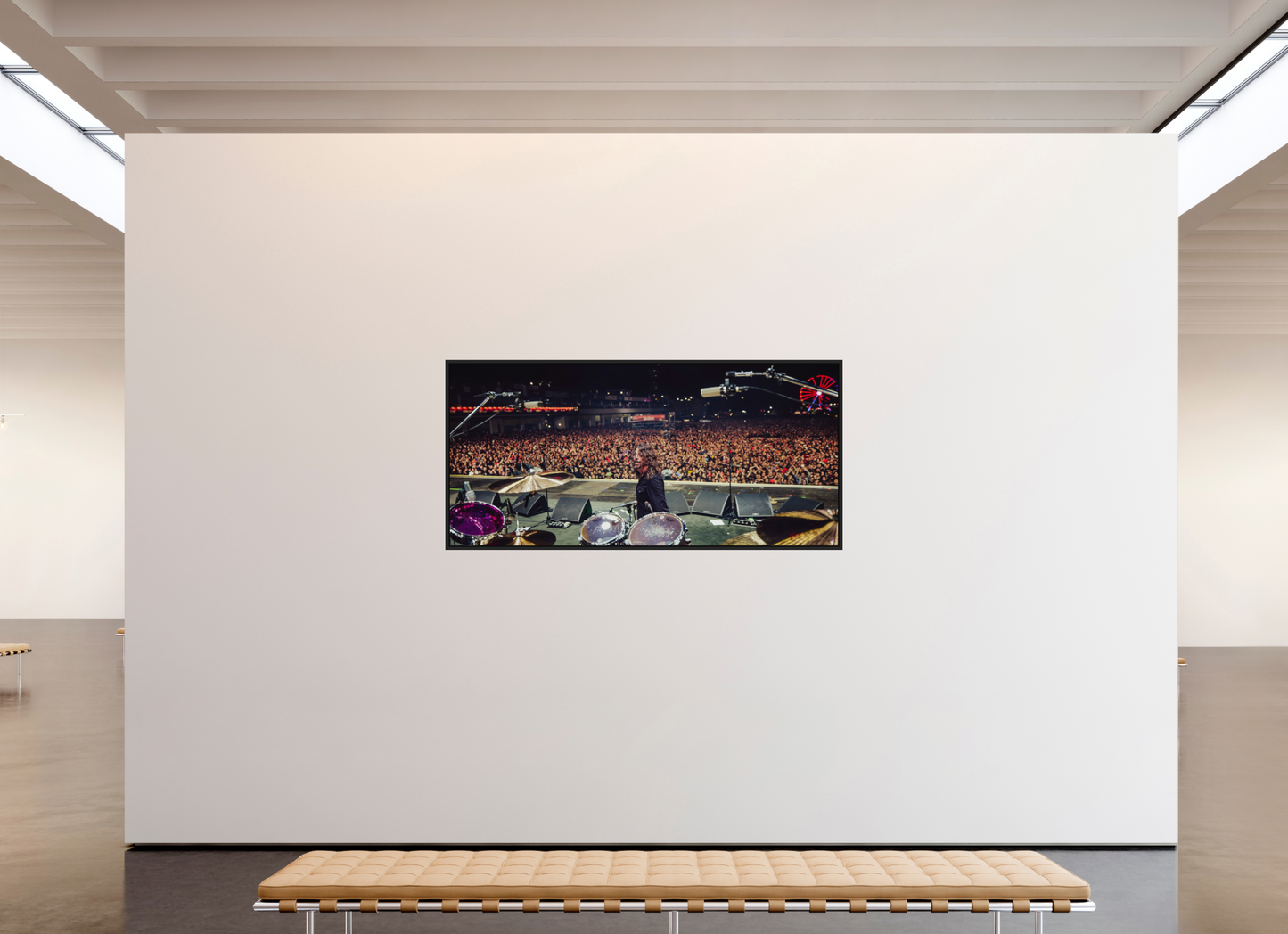 192,8 x 90 cm, Floater Frame | Black Matte Dave Grohl - Foo Fighters Live 13