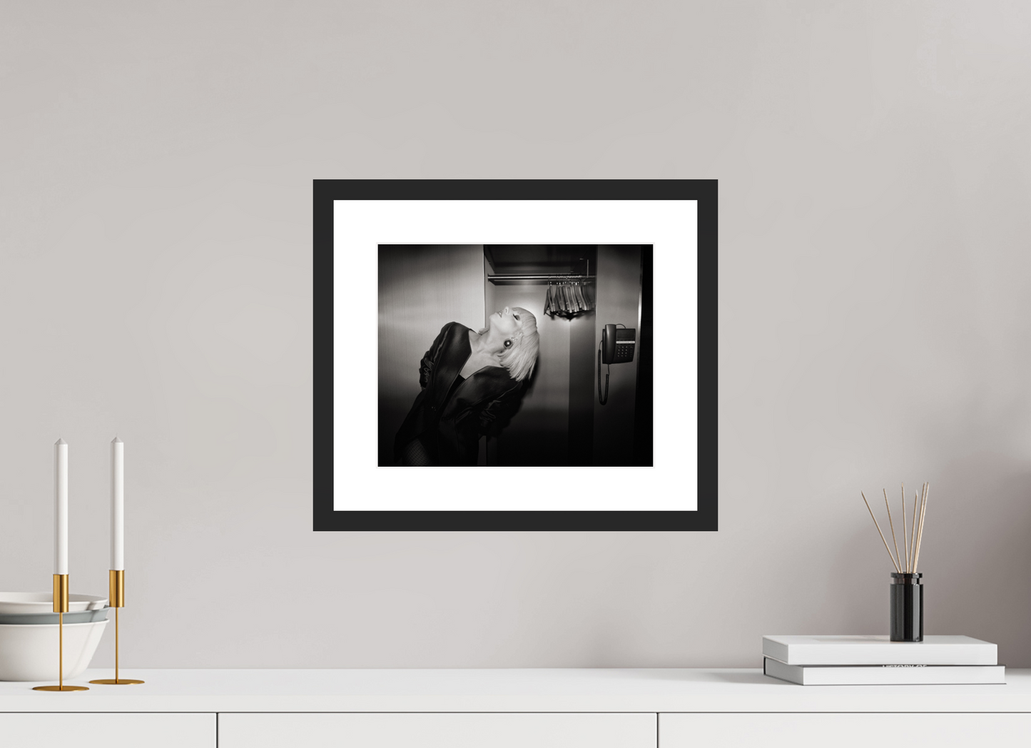 30,7 x 25 cm, Wood Frame with Passe-Partout | Black Matte Lady Gaga 04