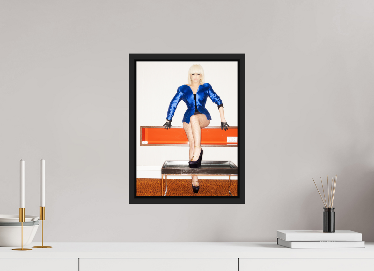 30 x 40 cm, Floater Frame | Black Matte Lady Gaga 07