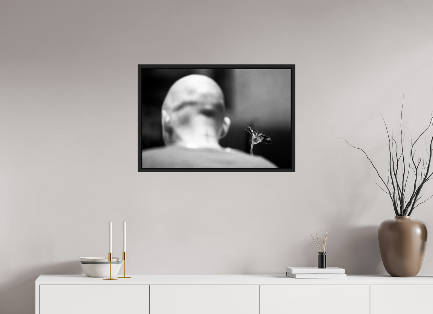 75 x 50 cm, Floater Frame | Black Matte Moby 02