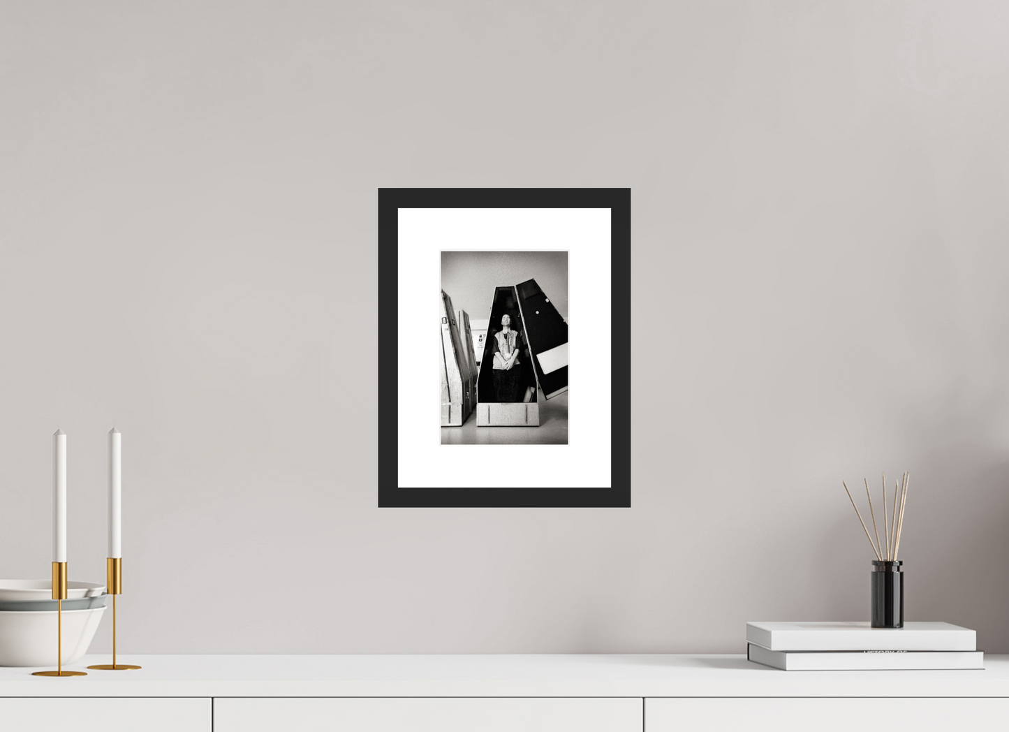 15 x 22,3 cm, Wood Frame with Passe-Partout | Black Matte Nigel Kennedy 01