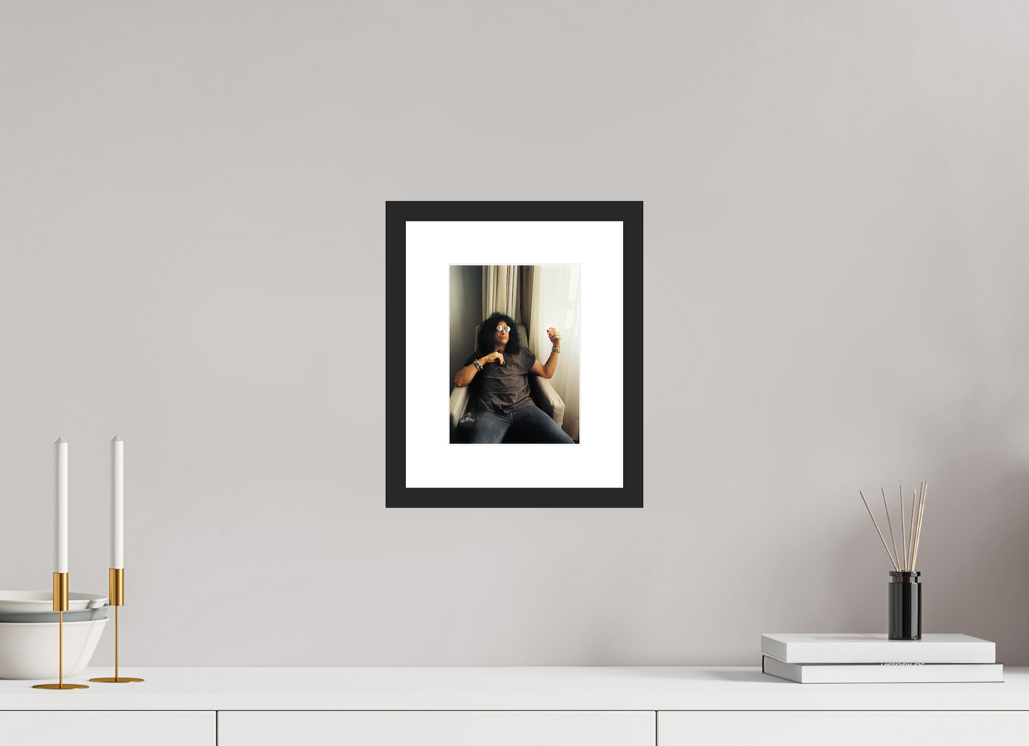 15 x 20,3 cm, Wood Frame with Passe-Partout | Black Matte Slash 03