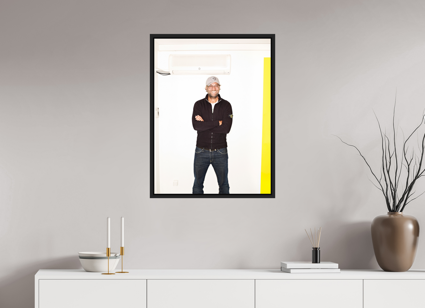 60 x 80 cm, Floater Frame | Black Matte Jürgen Klopp 02