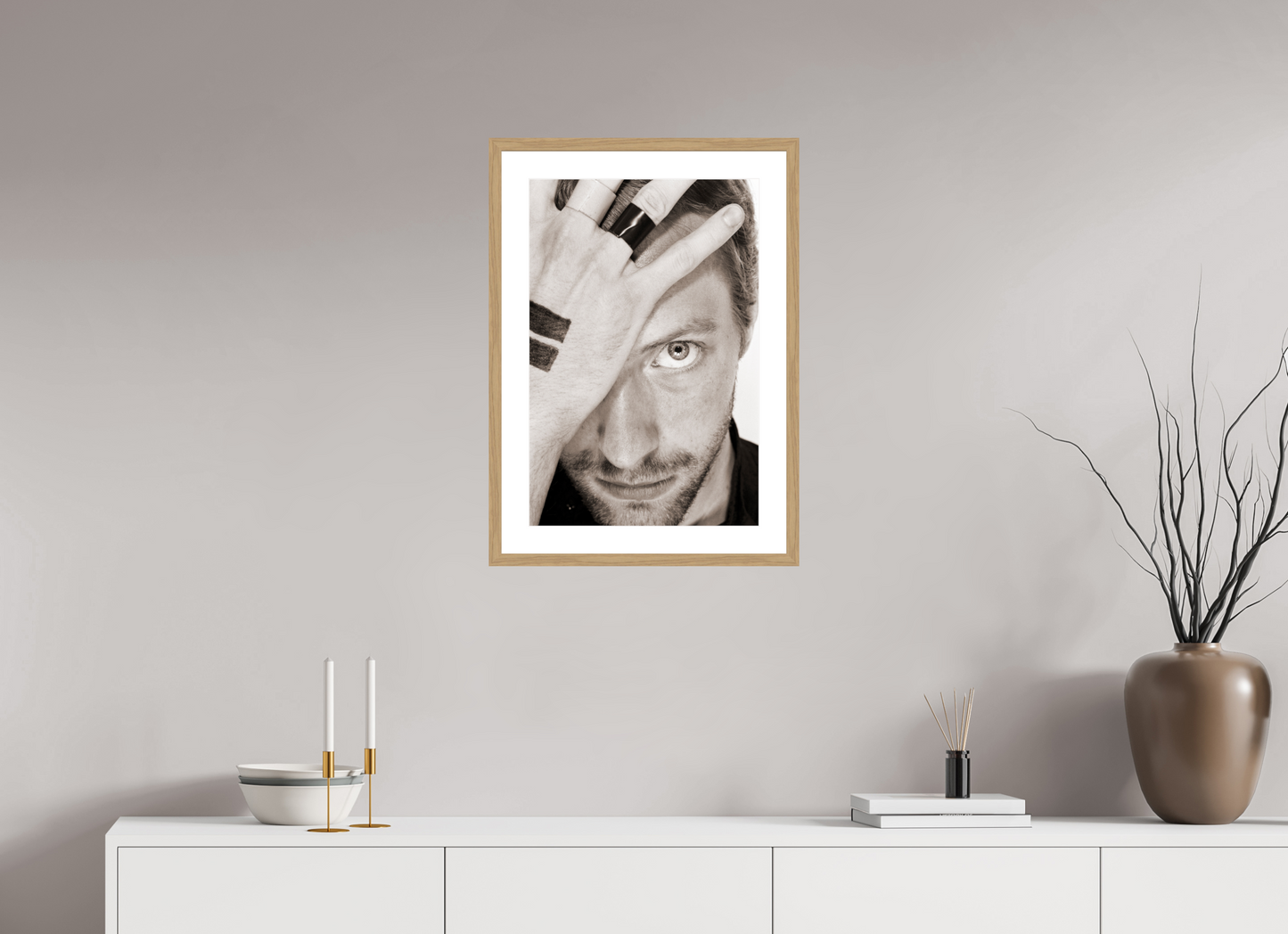 40 x 60 cm, Wood Frame with Passe-Partout | Oak Chris Martin - Coldplay 05