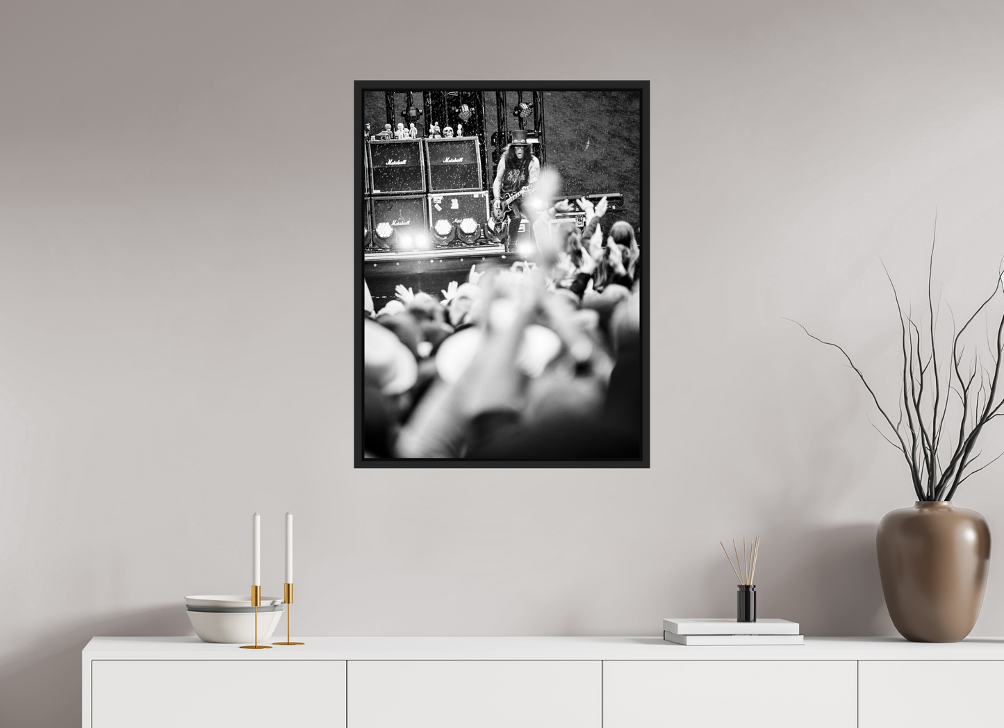 60 x 80 cm, Floater Frame | Black Matte Slash Live 01