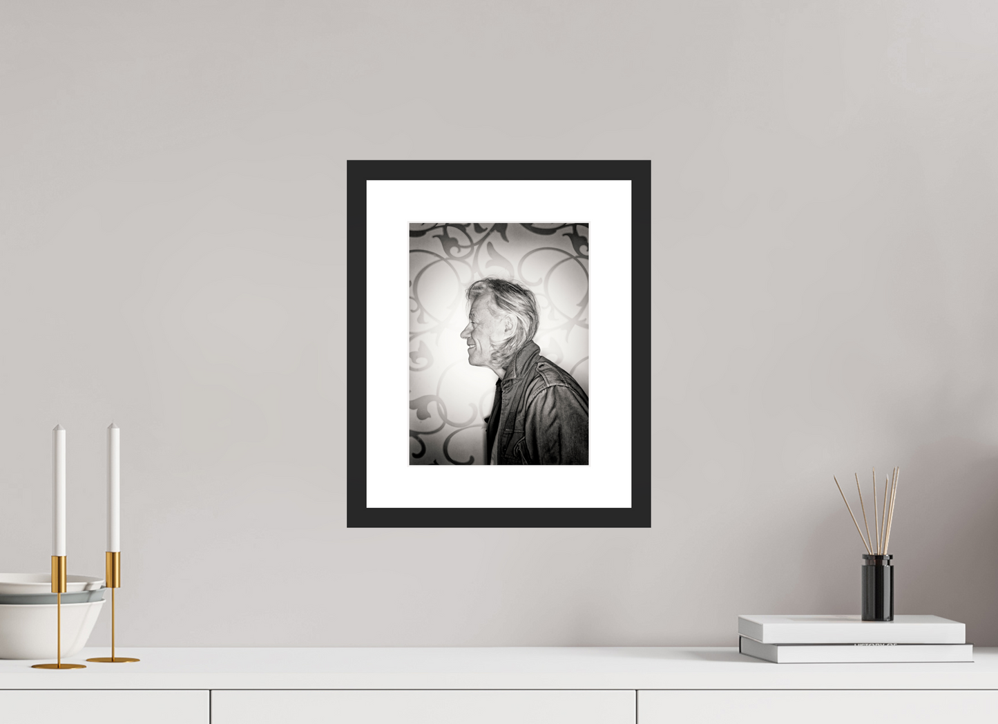 21 x 28 cm, Wood Frame with Passe-Partout | Black Matte Bob Geldof 02