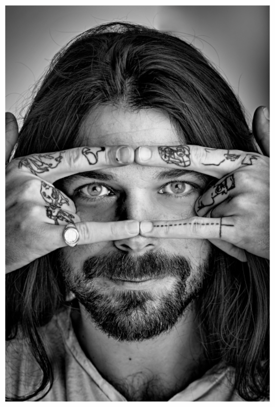 Main image Simon Neil - Biffy Clyro 01