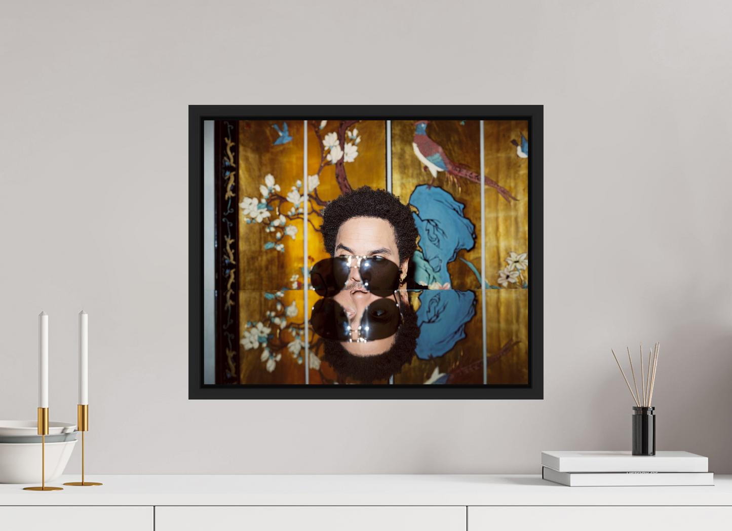 49,1 x 40 cm, Floater Frame | Black Matte Lenny Kravitz 05