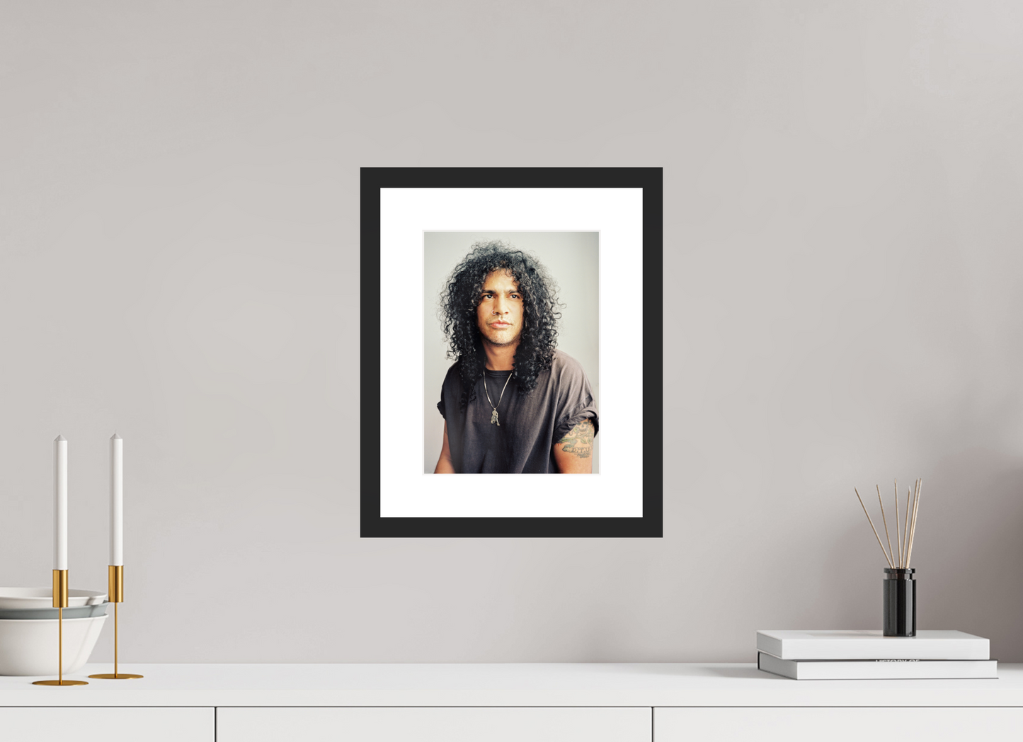 20 x 27,3 cm, Wood Frame with Passe-Partout | Black Matte Slash 06