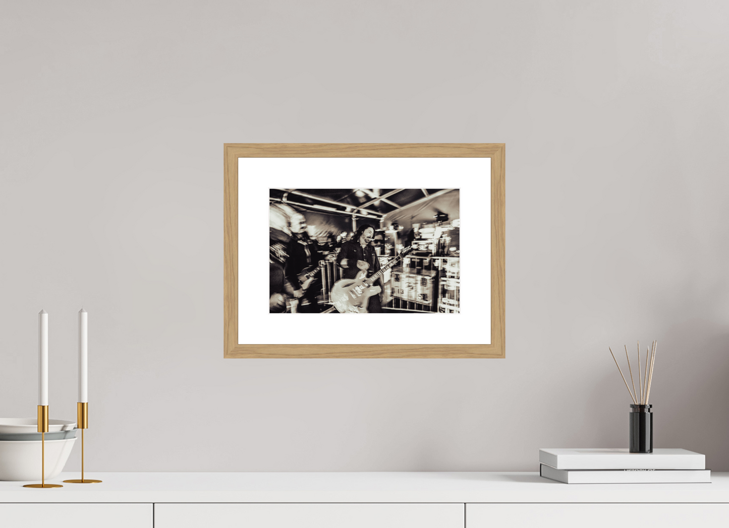30 x 20 cm, Wood Frame with Passe-Partout | Oak Dave Grohl - Foo Fighters 04