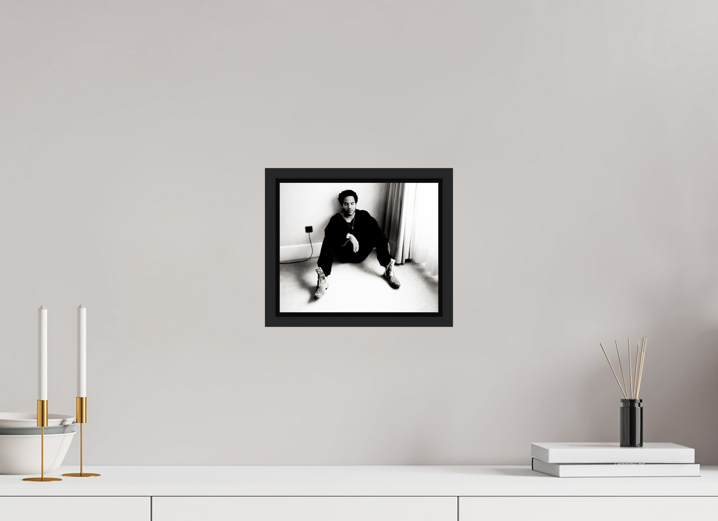 24,5 x 20 cm, Floater Frame | Black Matte Lenny Kravitz 08
