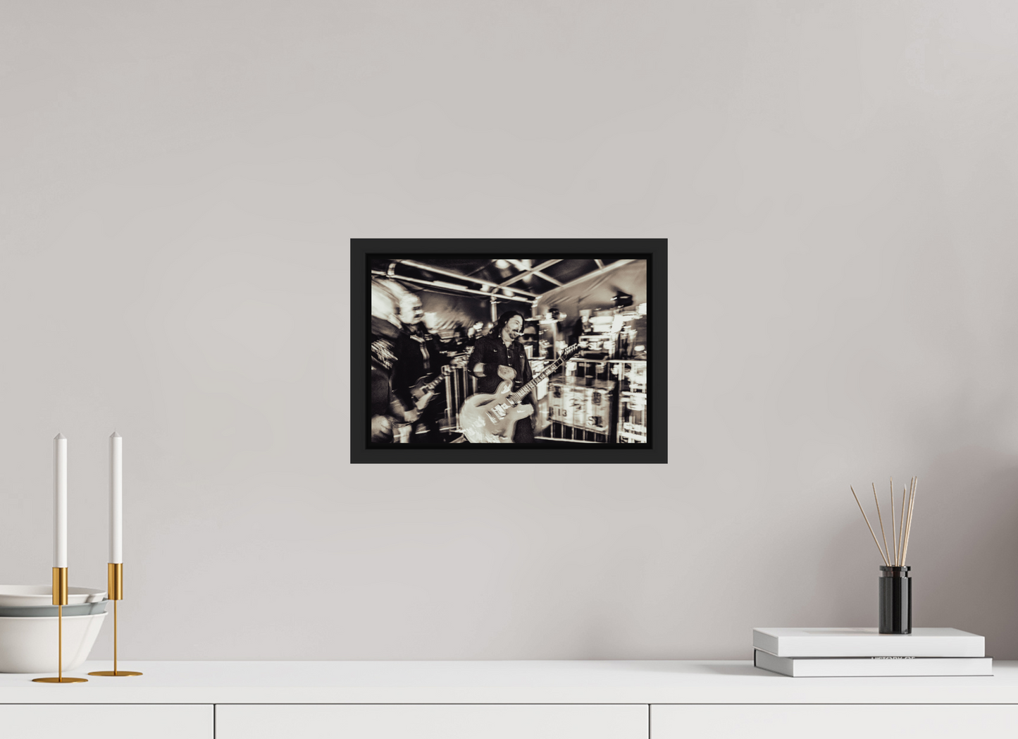 30 x 20 cm, Floater Frame | Black Matte Dave Grohl - Foo Fighters 04