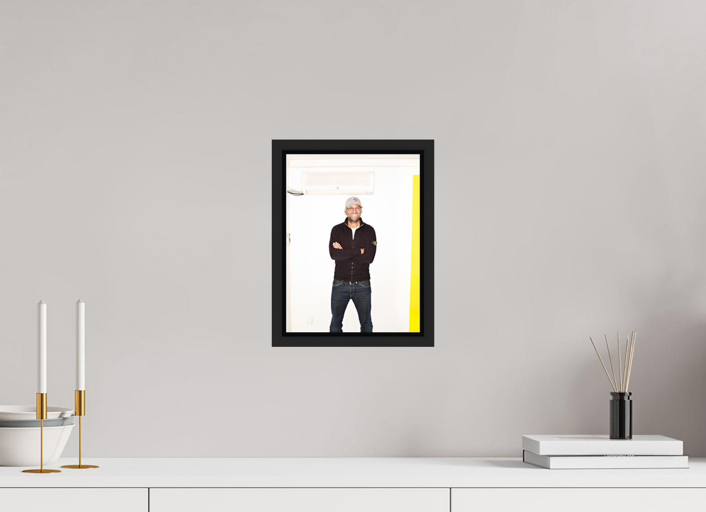 21 x 28 cm, Floater Frame | Black Matte Jürgen Klopp 02
