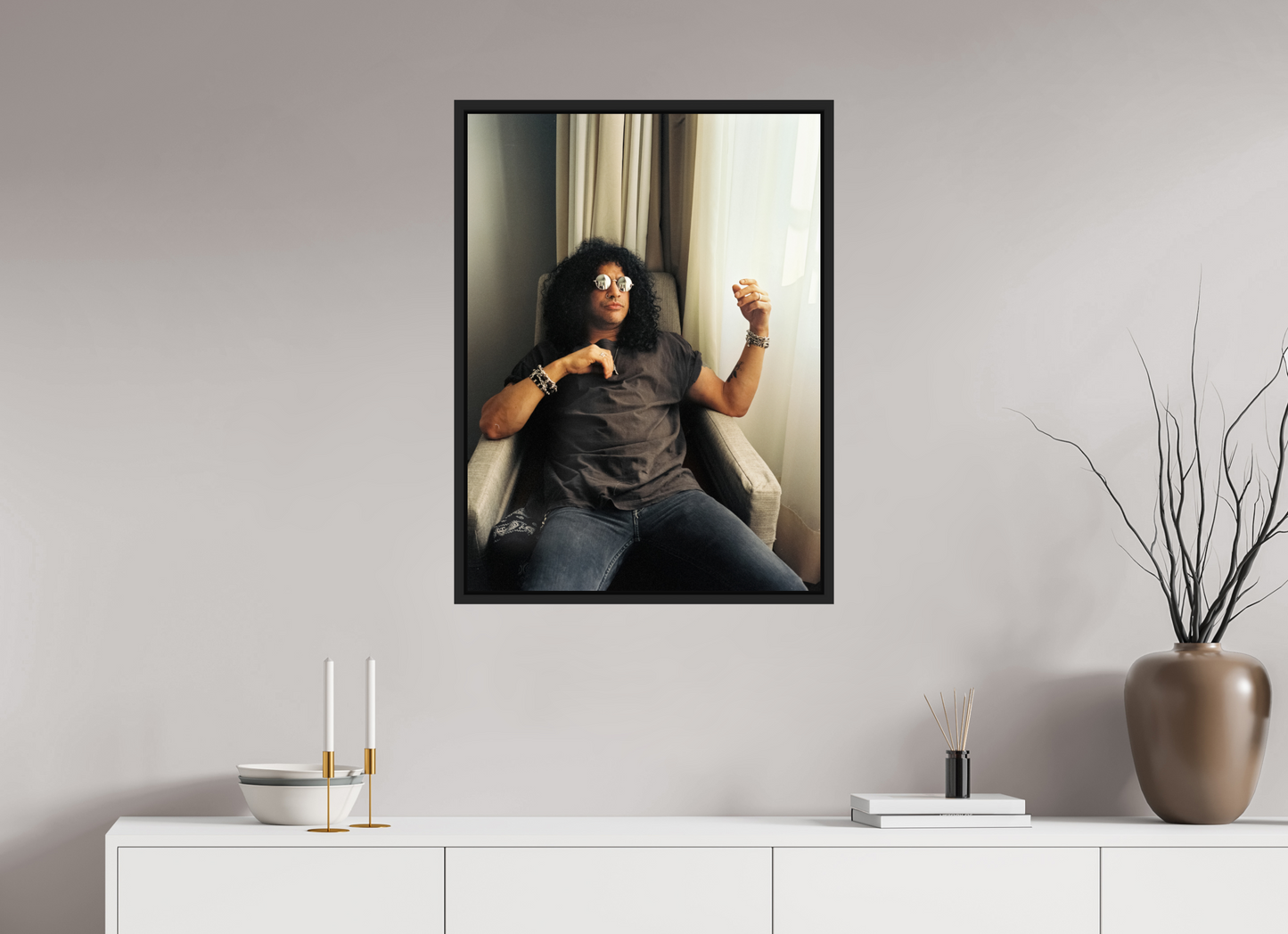 60 x 81,1 cm, Floater Frame | Black Matte Slash 03
