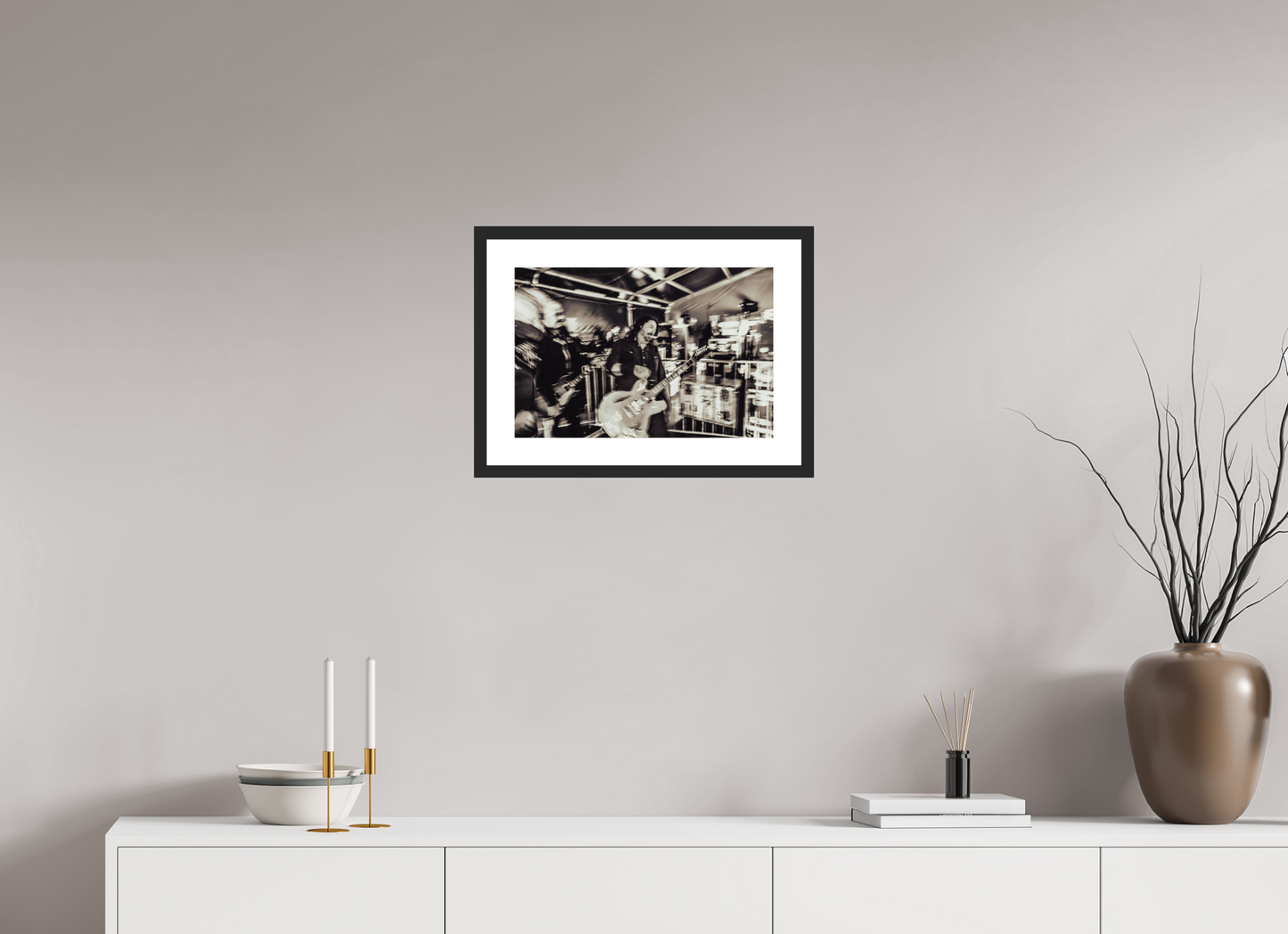 45 x 30 cm, Wood Frame with Passe-Partout | Black Matte Dave Grohl - Foo Fighters 04