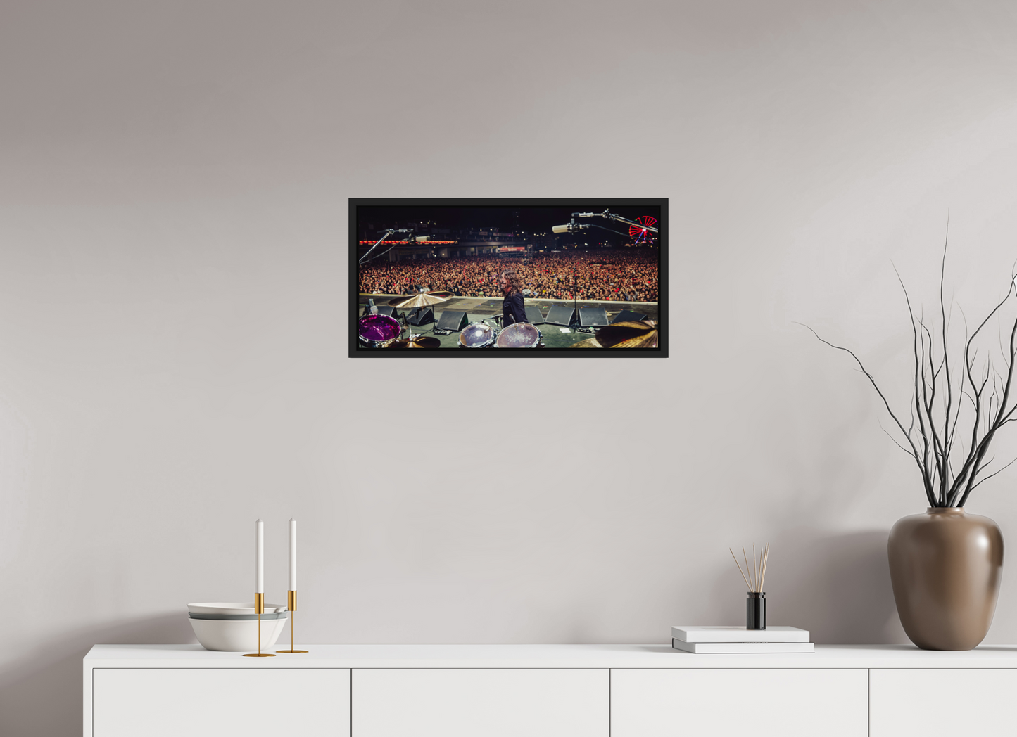 64,3 x 30 cm, Floater Frame | Black Matte Dave Grohl - Foo Fighters Live 13