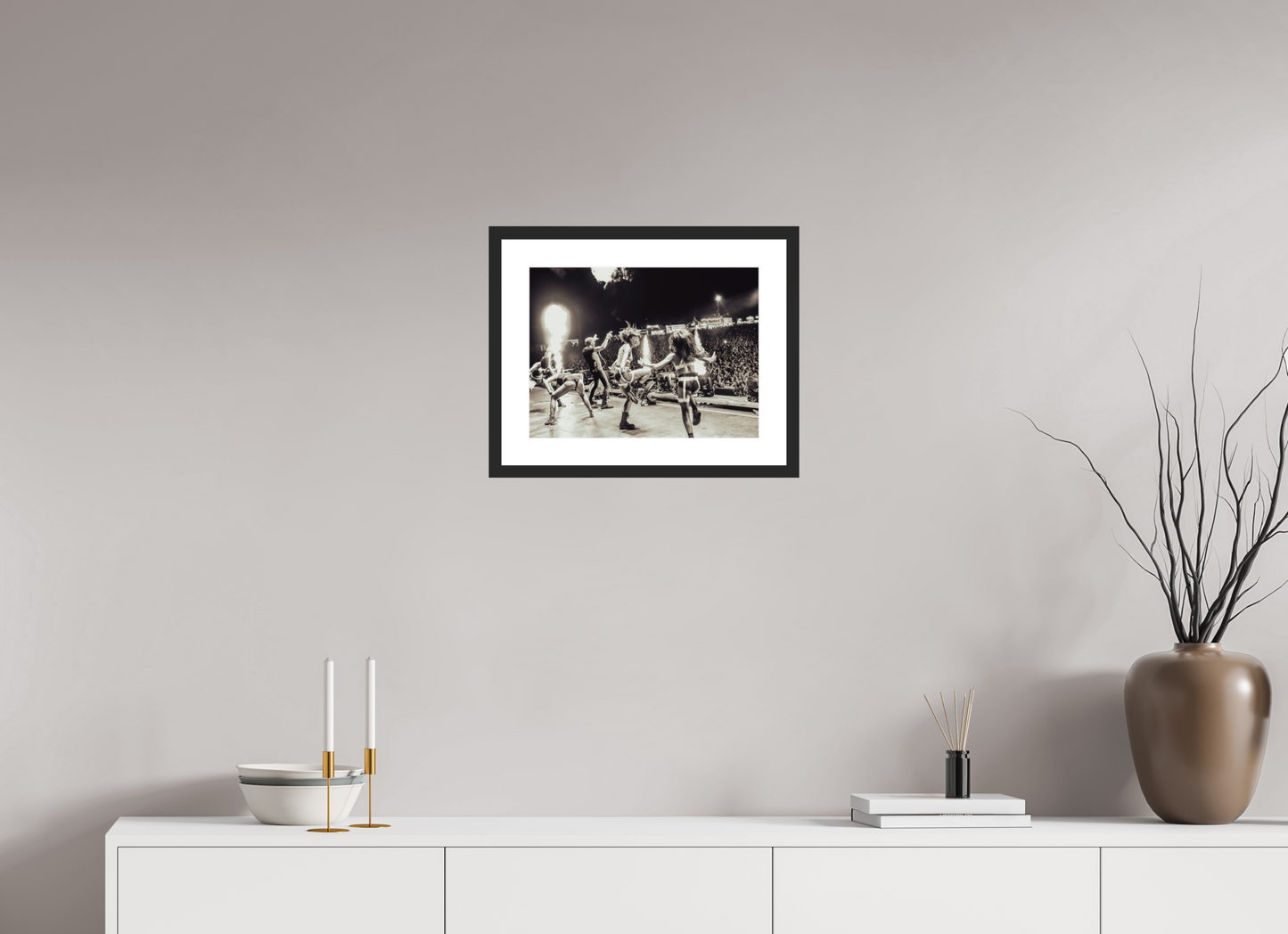 40 x 30 cm, Wood Frame with Passe-Partout | Black Matte Scooter Live 03