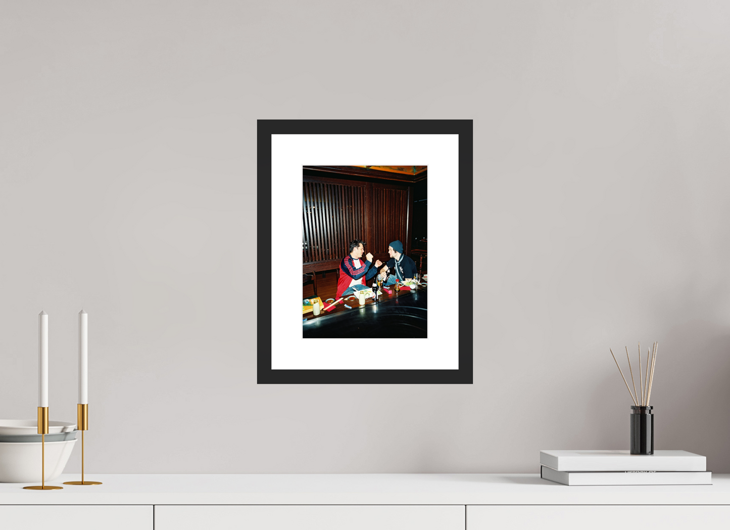 20 x 27,3 cm, Wood Frame with Passe-Partout | Black Matte Johnny Knoxville - Jackass 02