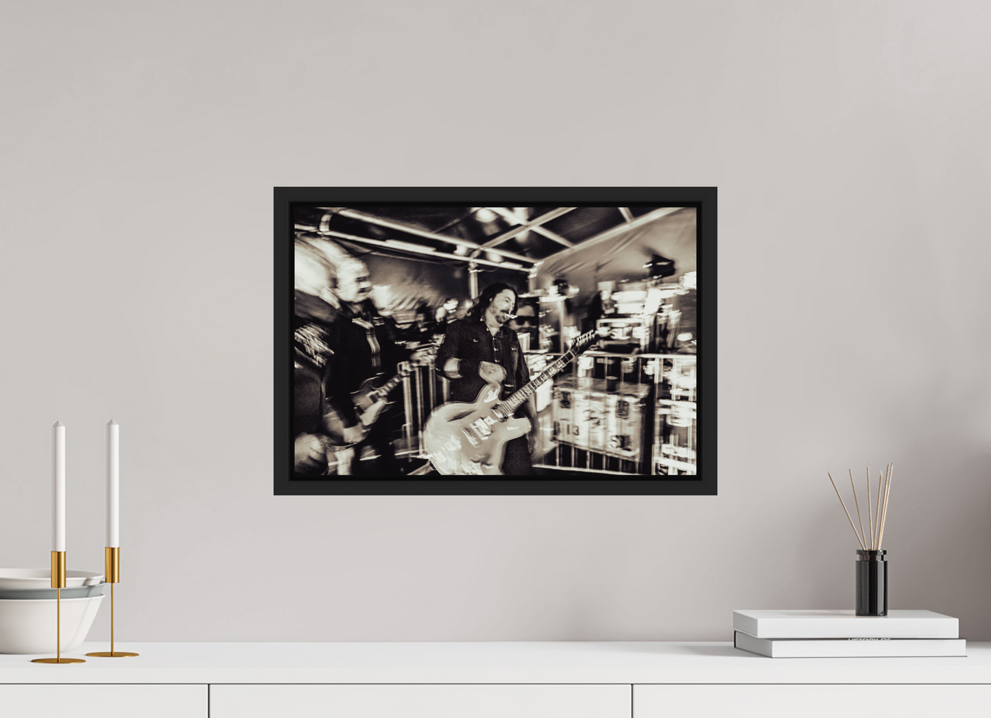 45 x 30 cm, Floater Frame | Black Matte Dave Grohl - Foo Fighters 04