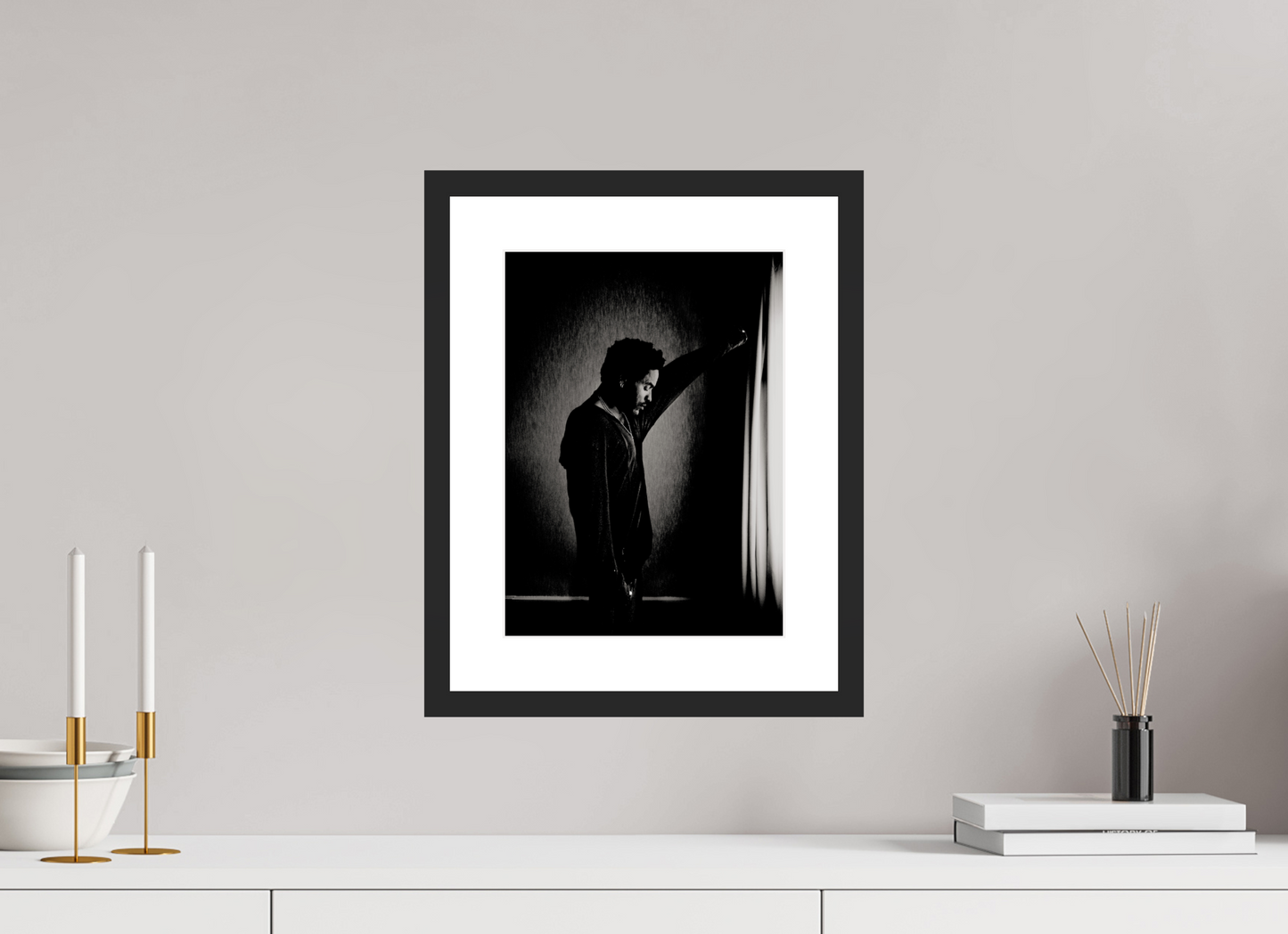 25 x 34,2 cm, Wood Frame with Passe-Partout | Black Matte Lenny Kravitz 09