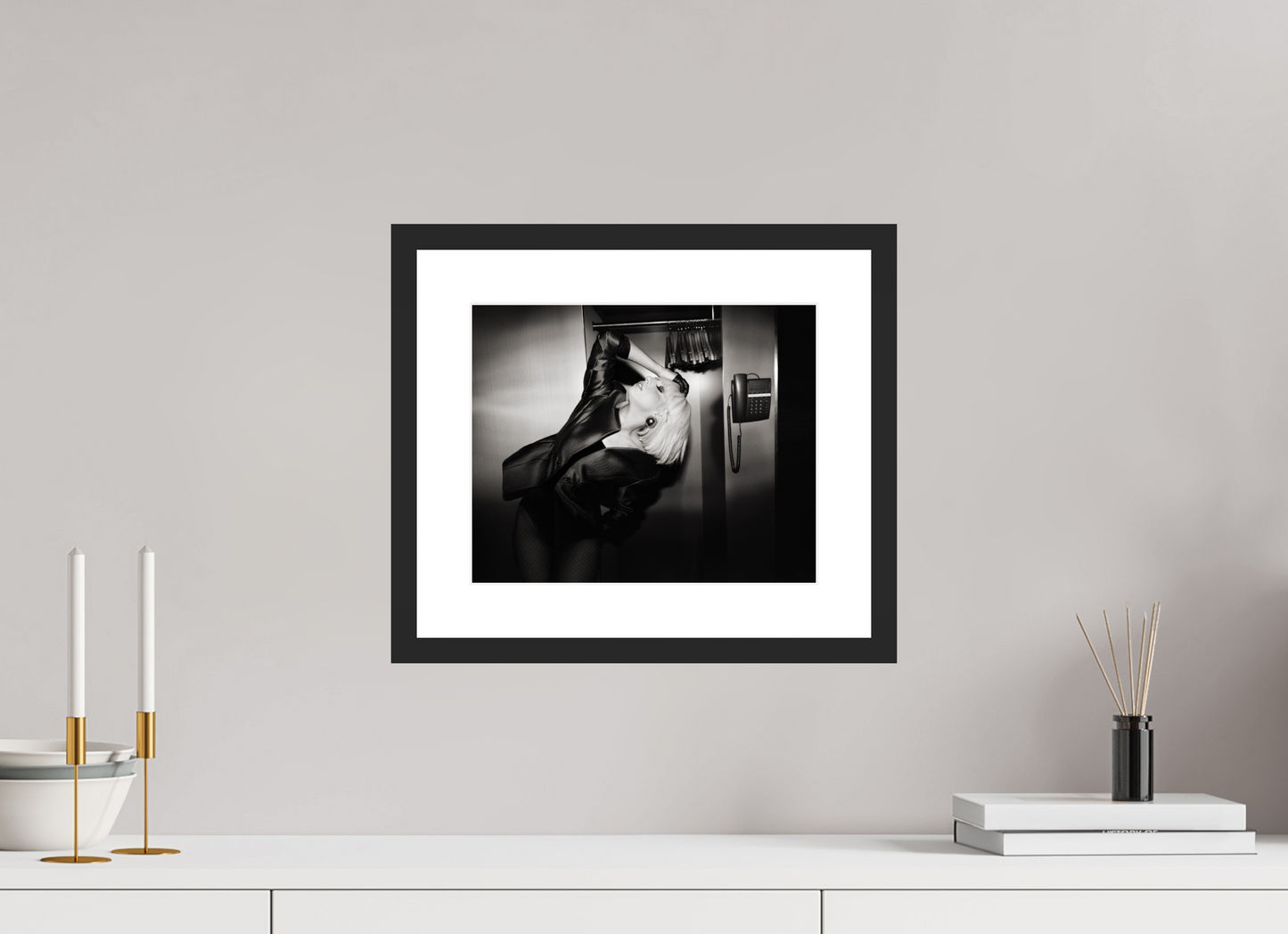 30,7 x 25 cm, Wood Frame with Passe-Partout | Black Matte Lady Gaga 01
