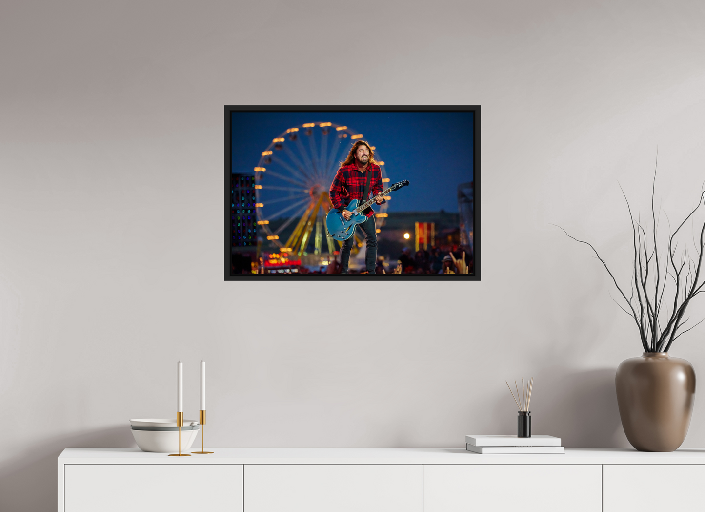 75 x 50 cm, Floater Frame | Black Matte Dave Grohl - Foo Fighters Live 01
