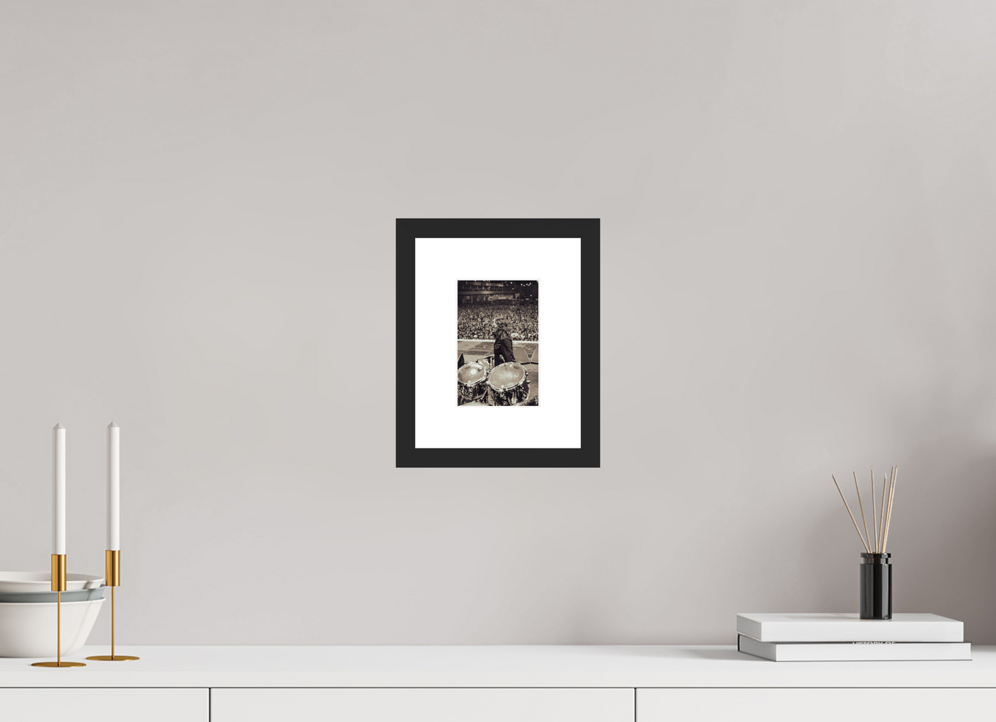 10 x 15 cm, Wood Frame with Passe-Partout | Black Matte Dave Grohl - Foo Fighters Live 10