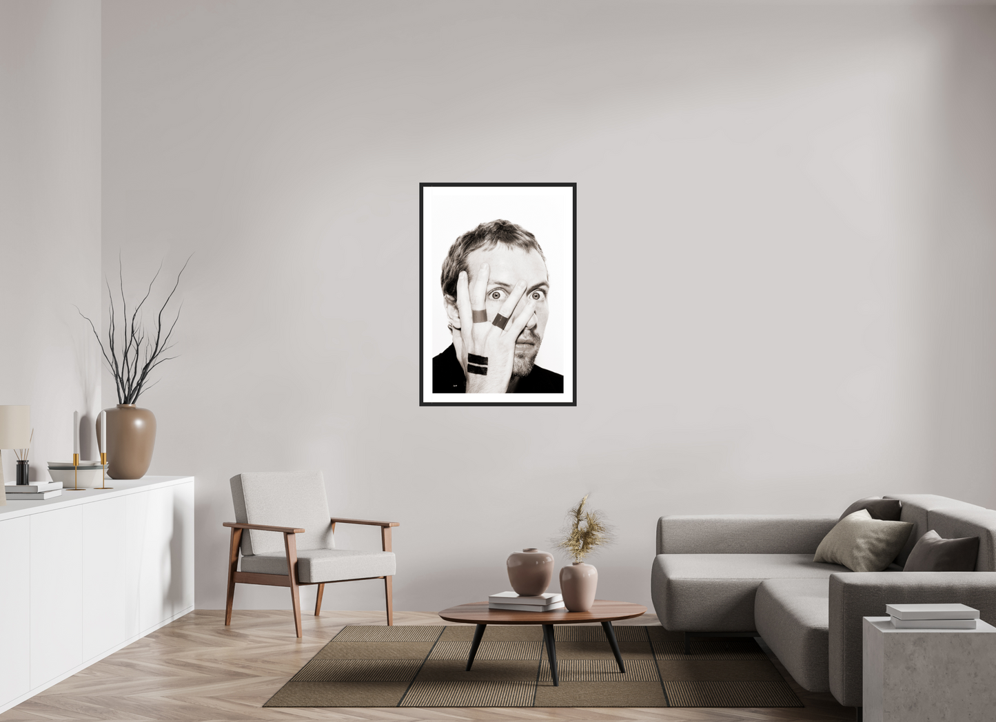 70 x 105 cm, Wood Frame with Passe-Partout | Black Matte Chris Martin - Coldplay 02