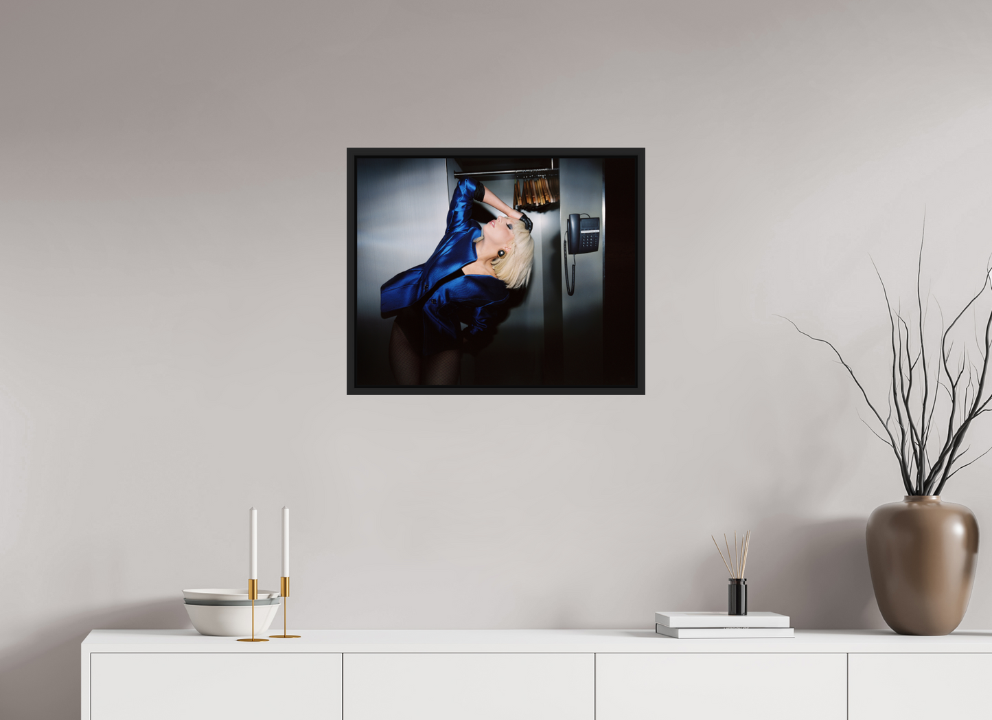 61,3 x 50 cm, Floater Frame | Black Matte Lady Gaga 02