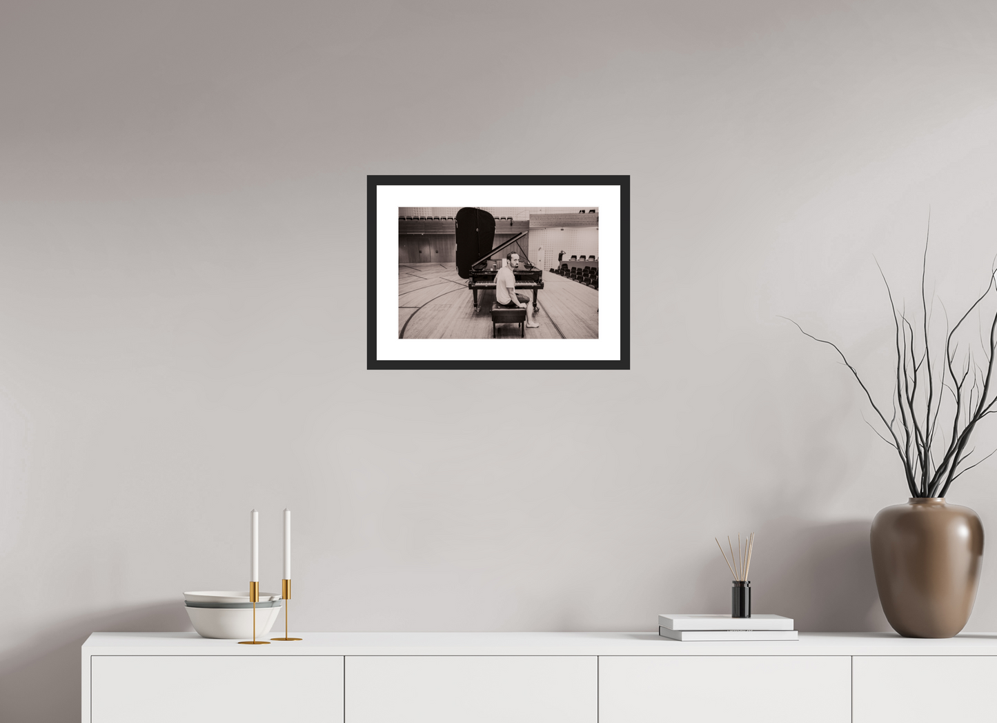 45 x 30 cm, Wood Frame with Passe-Partout | Black Matte Igor Levit 03