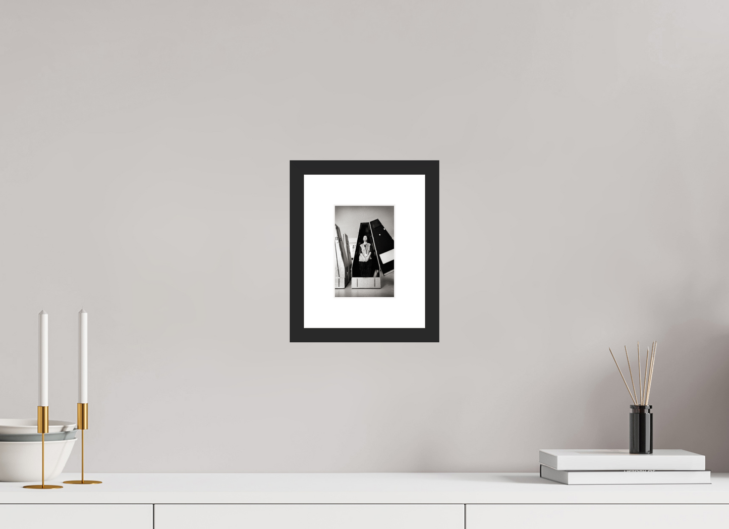 10 x 14,9 cm, Wood Frame with Passe-Partout | Black Matte Nigel Kennedy 01