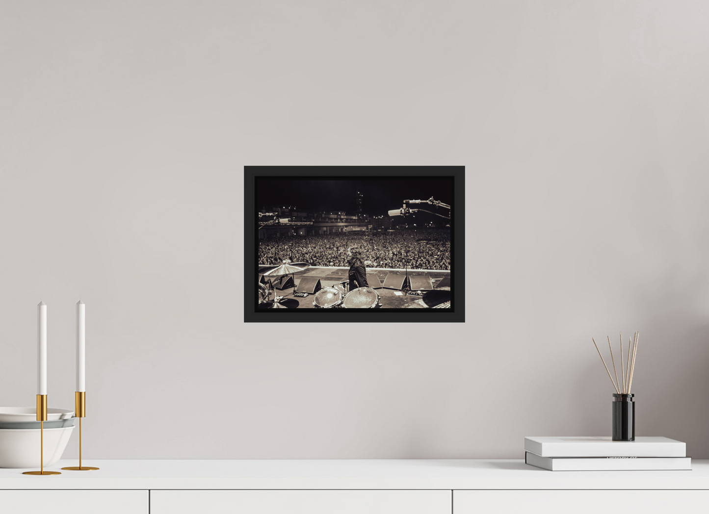 30 x 20 cm, Floater Frame | Black Matte Dave Grohl - Foo Fighters Live 09