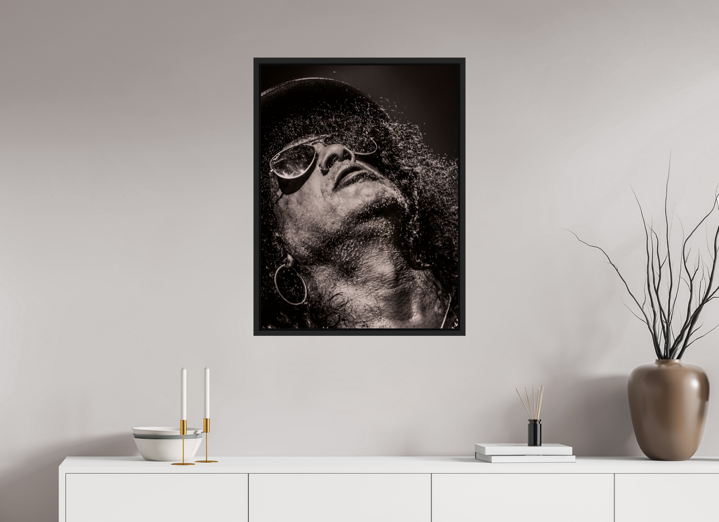 60 x 80 cm, Floater Frame | Black Matte Slash 10