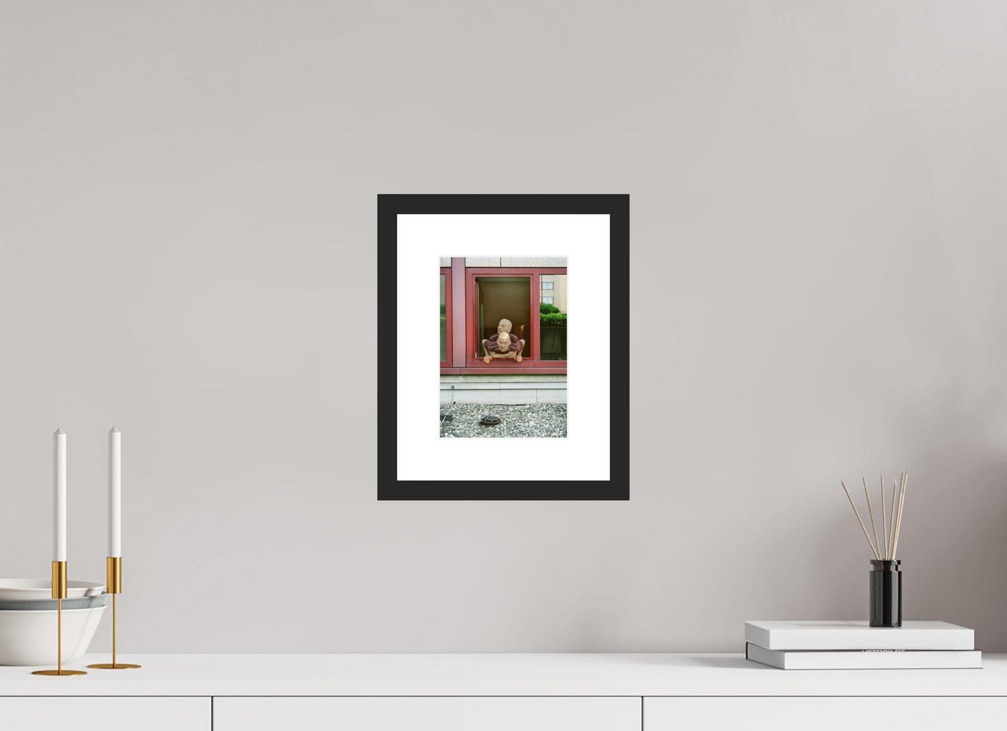 15 x 20,9 cm, Wood Frame with Passe-Partout | Black Matte Moby 01