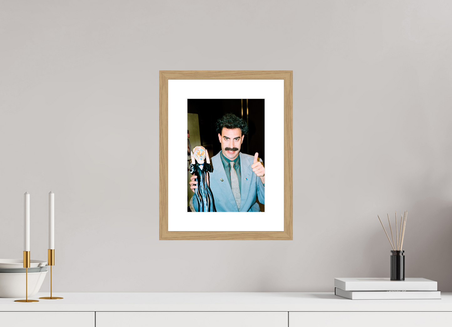 20 x 28,9 cm, Wood Frame with Passe-Partout | Oak Sacha Baron Cohen 01
