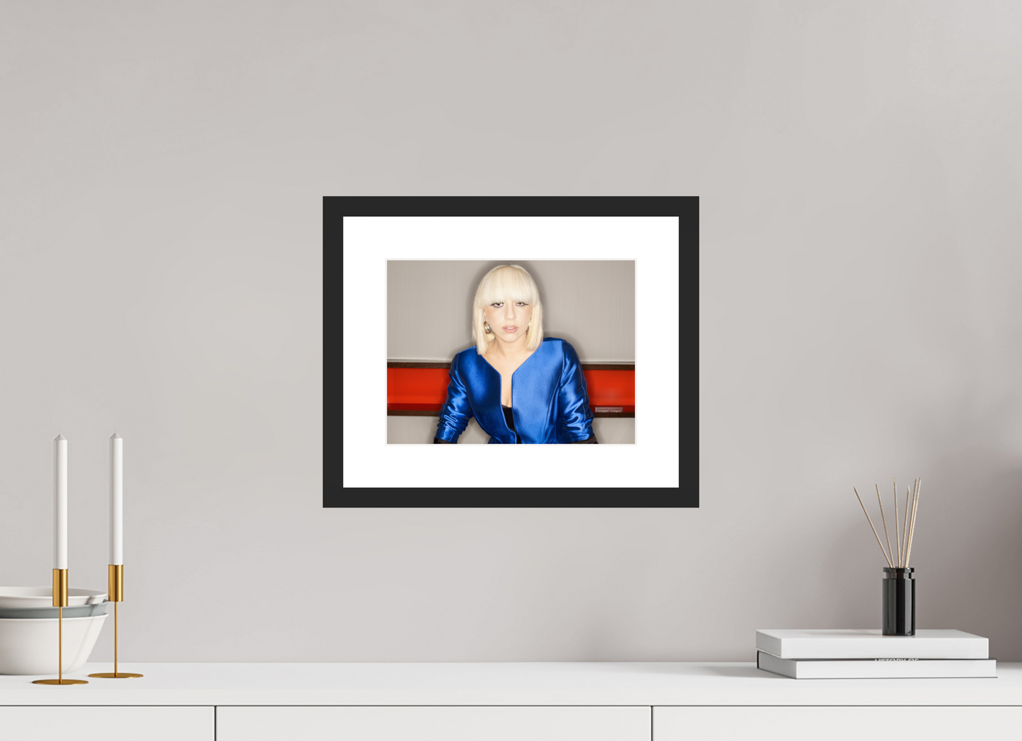 28 x 21 cm, Wood Frame with Passe-Partout | Black Matte Lady Gaga 09