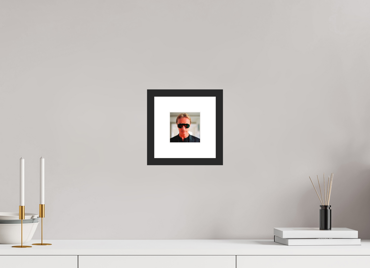 10 x 10 cm, Wood Frame with Passe-Partout | Black Matte DJ Hell 01