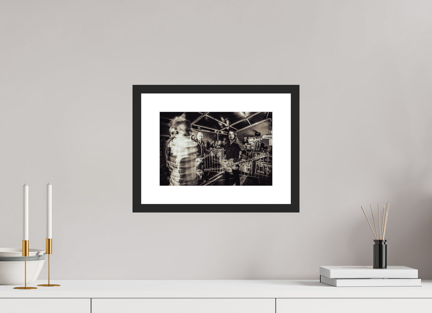 30 x 20 cm, Wood Frame with Passe-Partout | Black Matte Dave Grohl - Foo Fighters 05