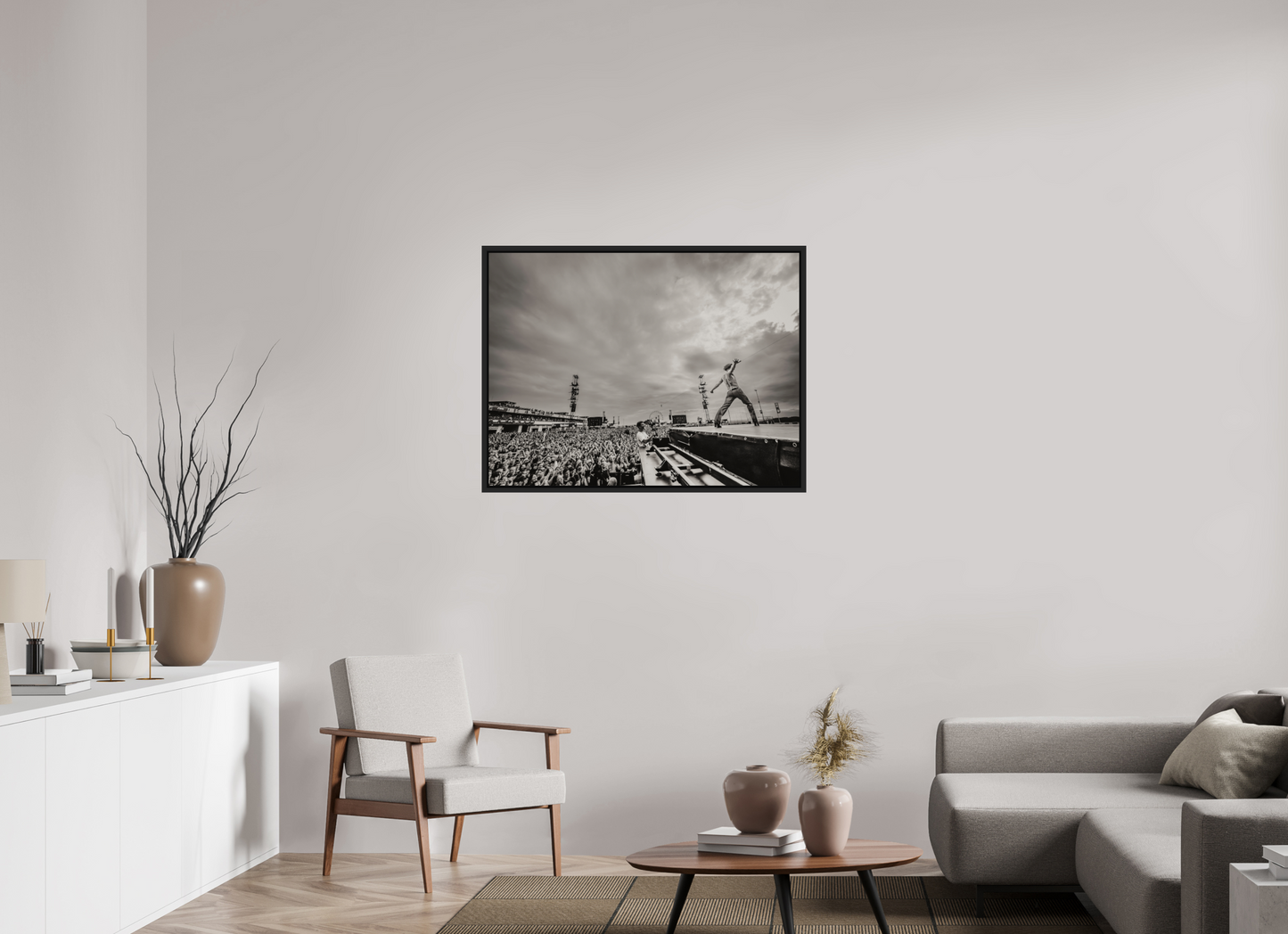 100 x 75 cm, Floater Frame | Black Matte Måneskin Live 02