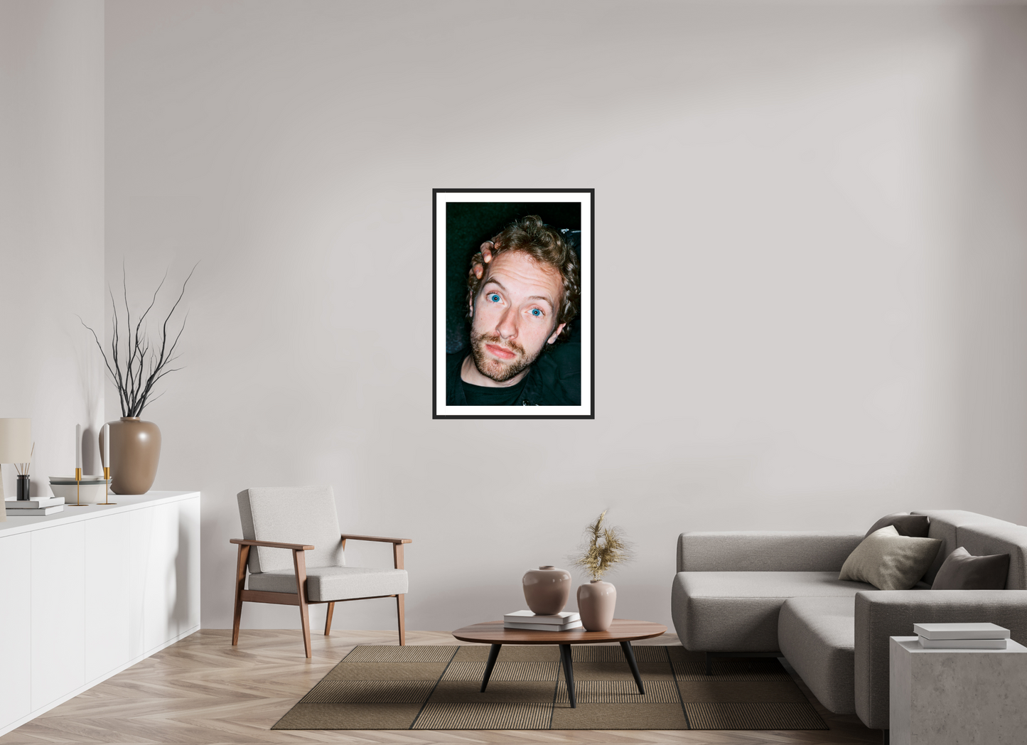 70 x 105 cm, Wood Frame with Passe-Partout | Black Matte Chris Martin - Coldplay 08