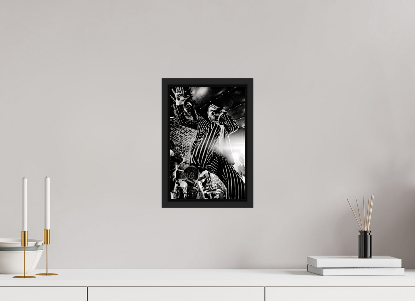 20 x 30 cm, Floater Frame | Black Matte Peter Fox - Seeed Live 01