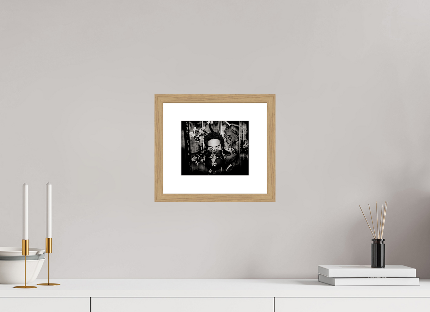 18,4 x 15 cm, Wood Frame with Passe-Partout | Oak Lenny Kravitz 01