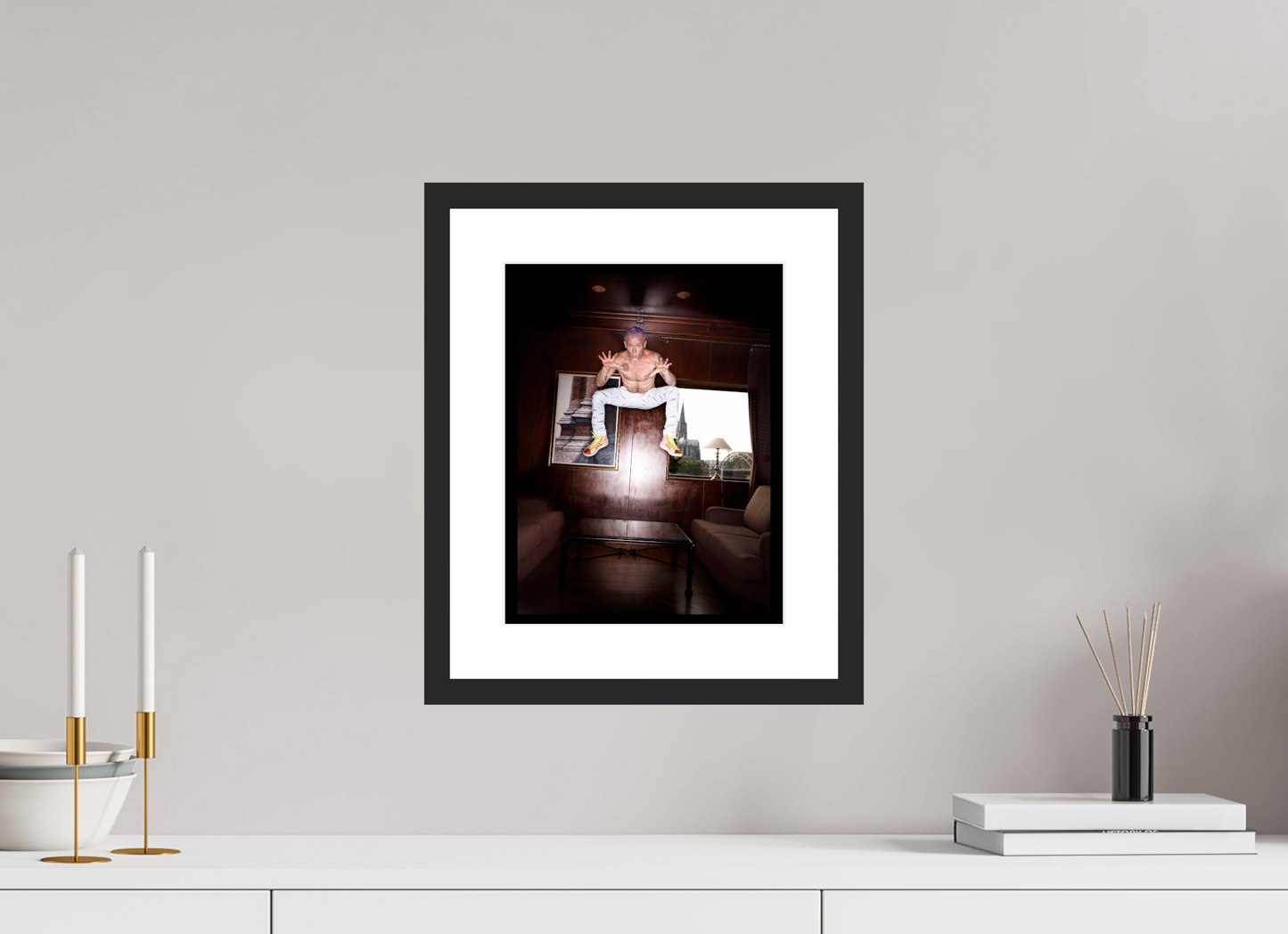 25 x 32,1 cm, Wood Frame with Passe-Partout | Black Matte Flea - Red Hot Chili Peppers 02