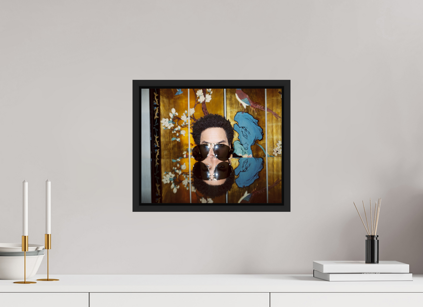 36,8 x 30 cm, Floater Frame | Black Matte Lenny Kravitz 03