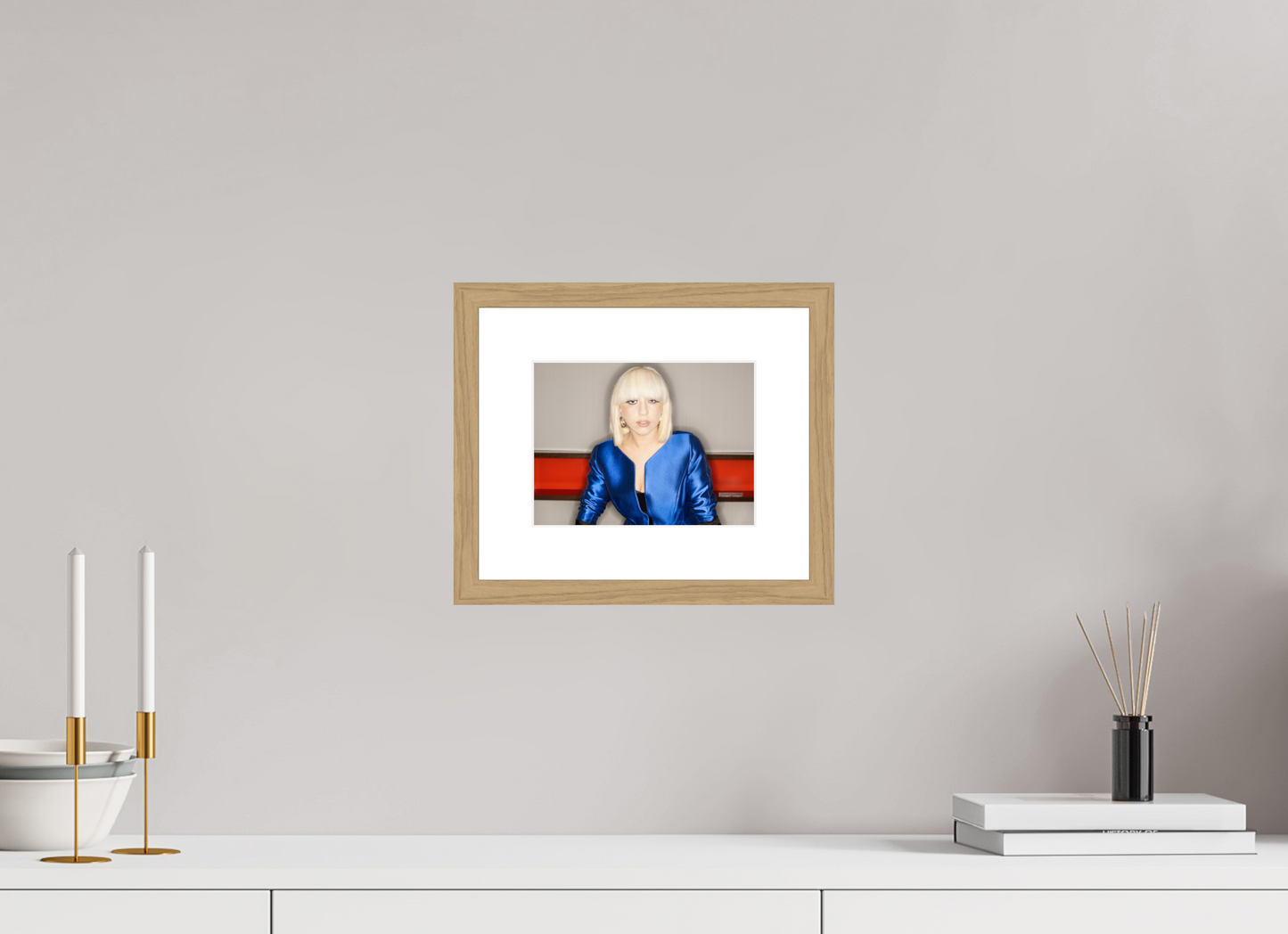 20 x 15 cm, Wood Frame with Passe-Partout | Oak Lady Gaga 09