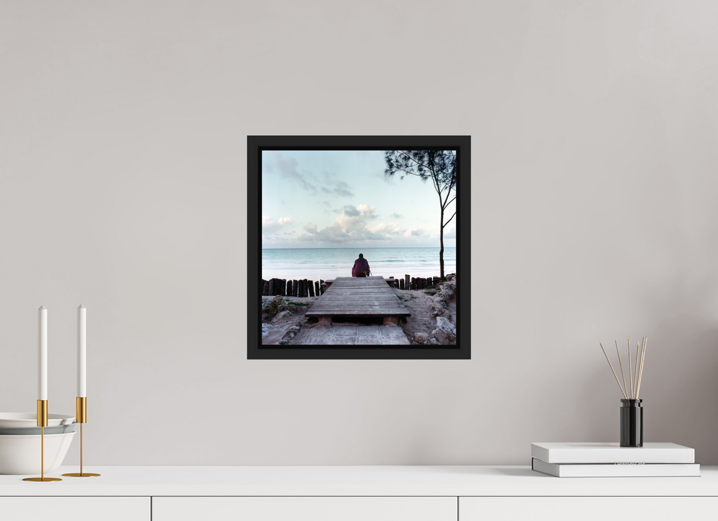 30 x 30 cm, Floater Frame | Black Matte Massai - Zanzibar, Tansania 01