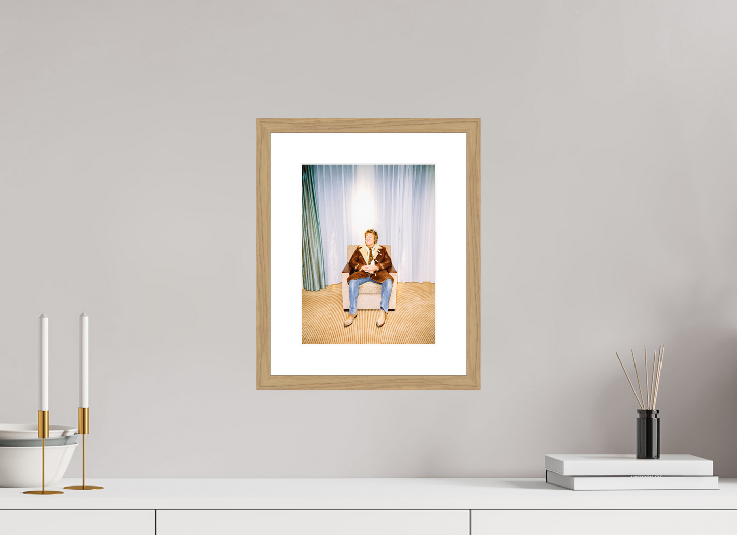 21 x 28 cm, Wood Frame with Passe-Partout | Oak Rod Stewart 01