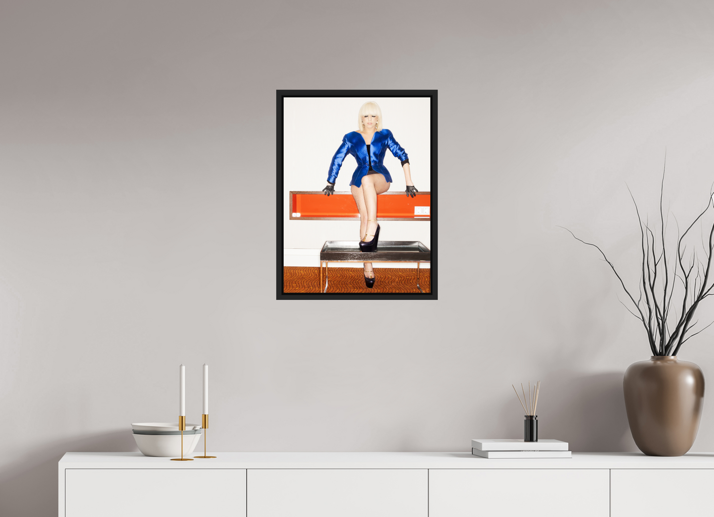 45 x 60 cm, Floater Frame | Black Matte Lady Gaga 07