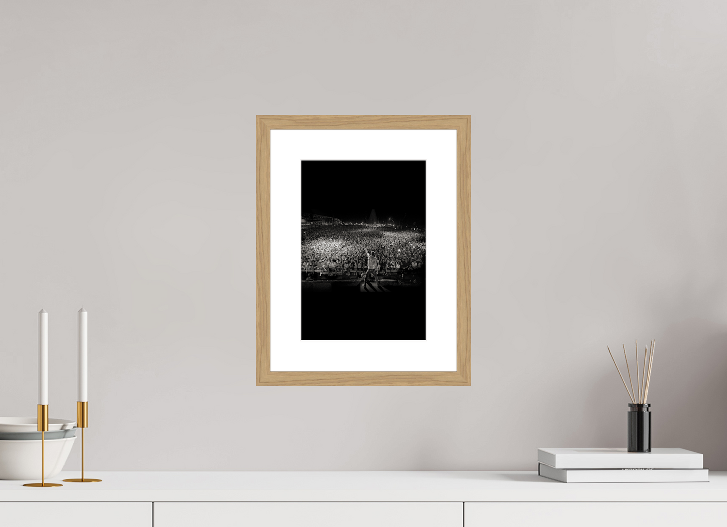 20 x 28,5 cm, Wood Frame with Passe-Partout | Oak Linkin Park Live 01