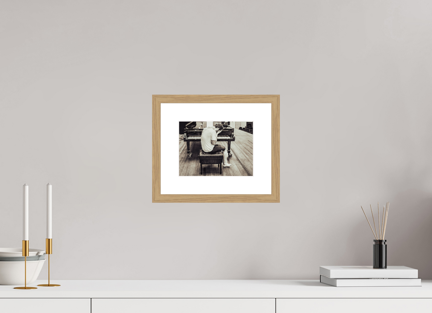 20 x 15 cm, Wood Frame with Passe-Partout | Oak Igor Levit 02